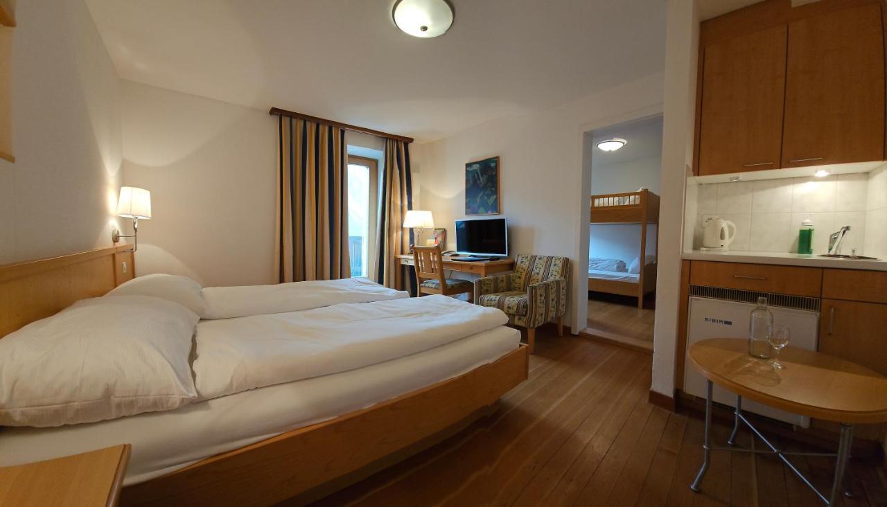 Aparthotel Muchetta Wiesen Kültér fotó