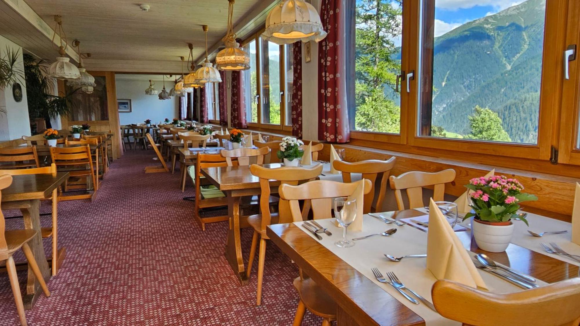 Aparthotel Muchetta Wiesen Kültér fotó